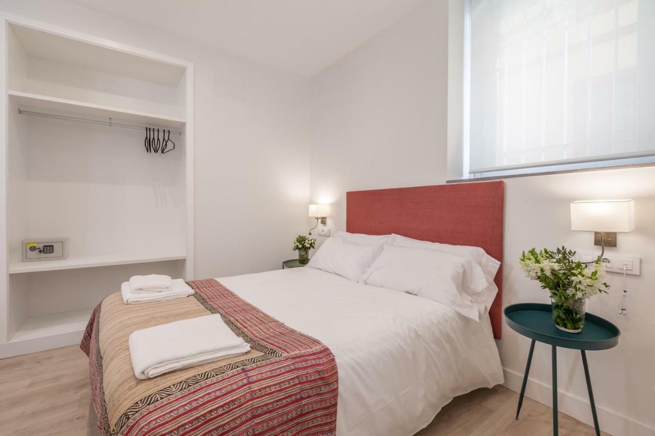 Apartamentos Rg Suites Jardines De Murillo Sevilla Exterior foto