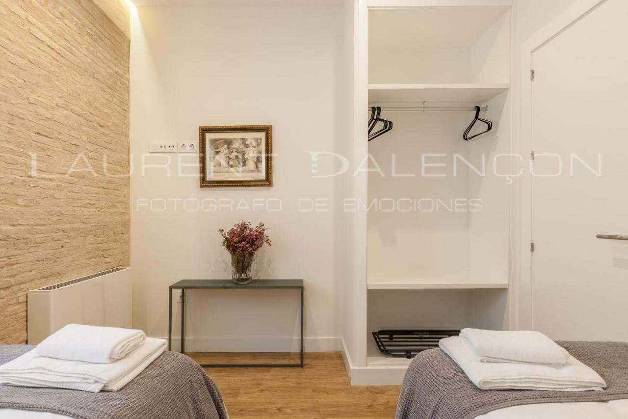 Apartamentos Rg Suites Jardines De Murillo Sevilla Exterior foto